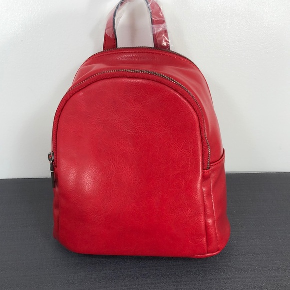 Isabelle Purse/Backpack Red Bag NWT Vegan Approved NWT - Picture 1 of 12